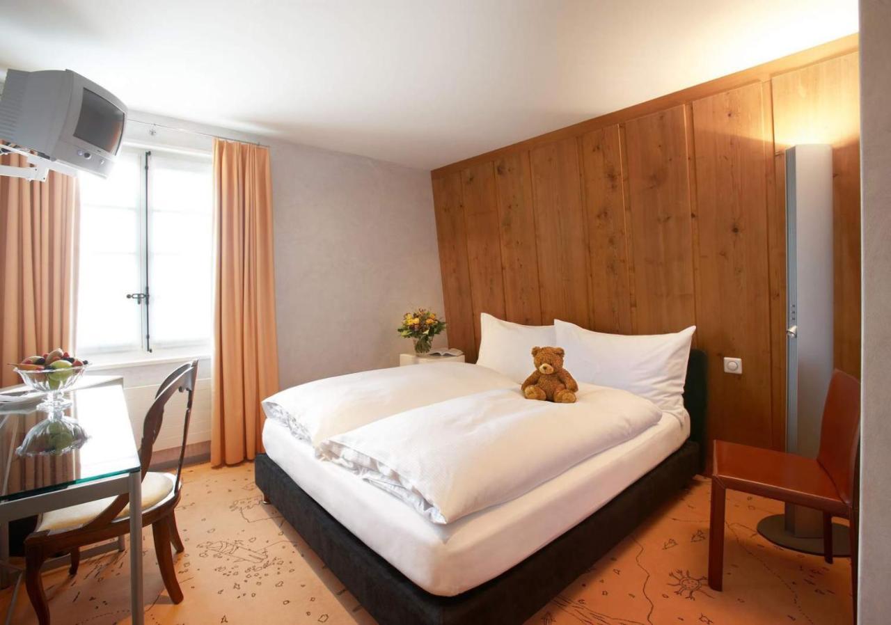 Romantik Hotel De L'Ours Sugiez Экстерьер фото
