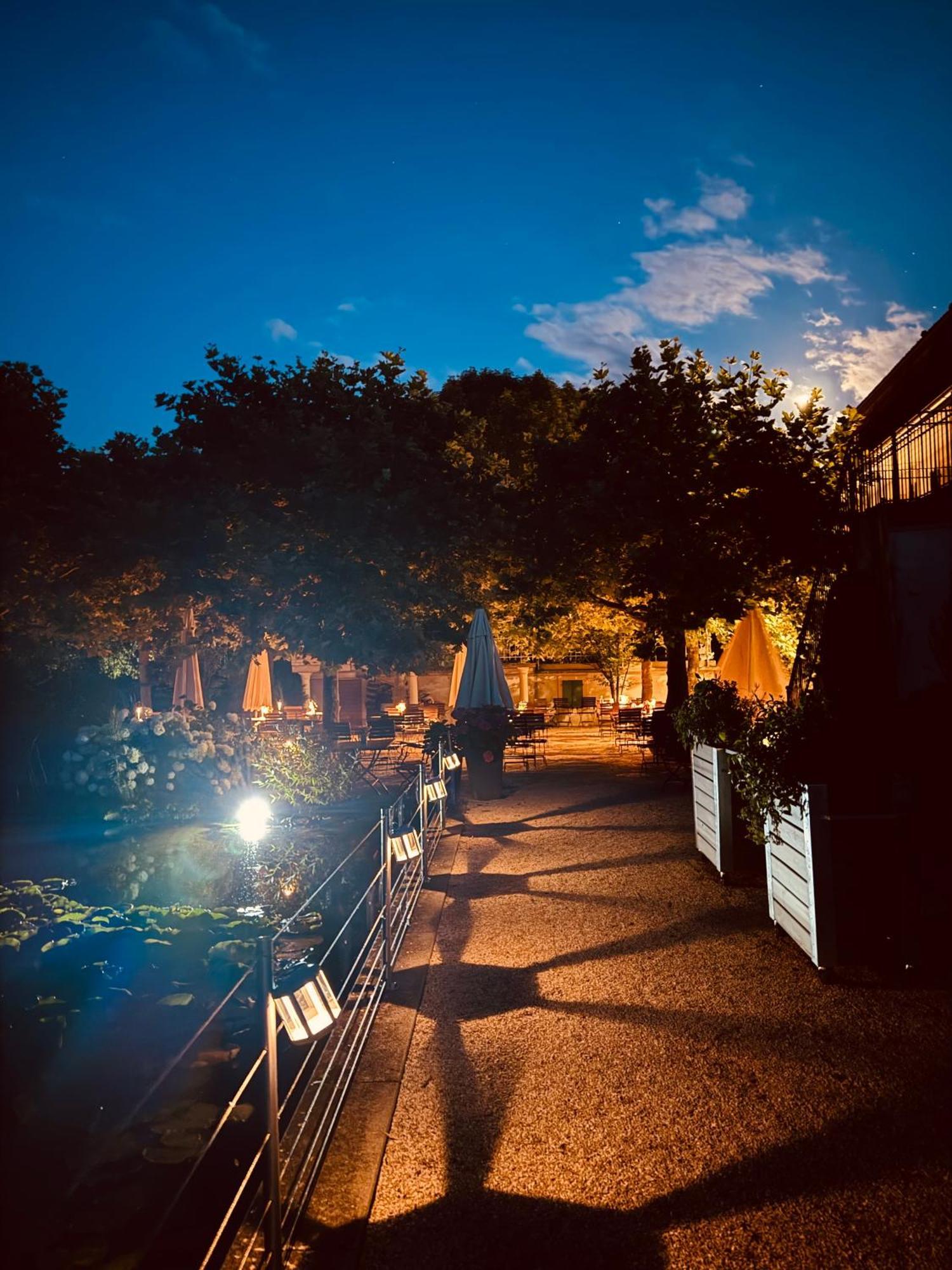 Romantik Hotel De L'Ours Sugiez Экстерьер фото